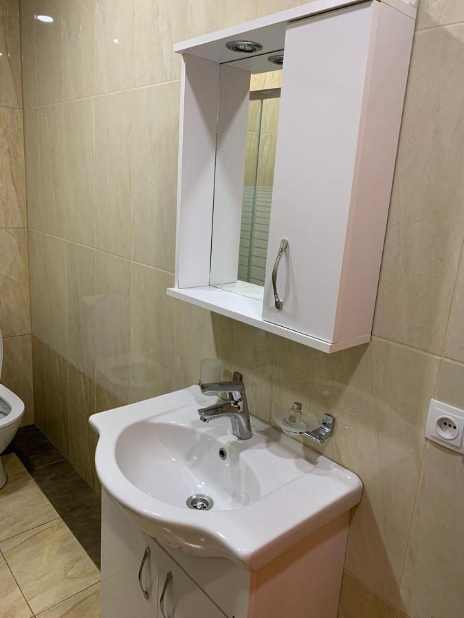 Apartment Three Bedroom In Saburtalo 트빌리시 외부 사진